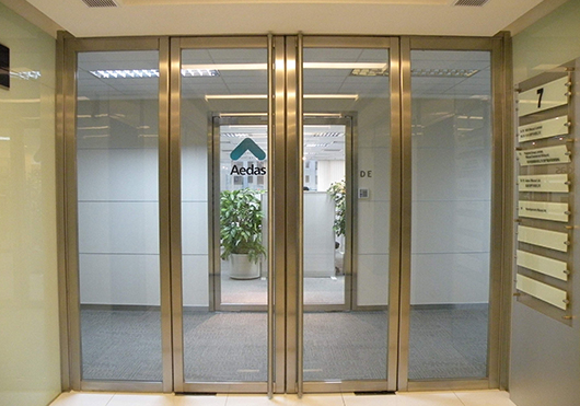 南ȝ?></div>

          <div   id=